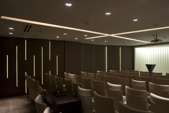 SUR YAPI SEMINAR ROOM